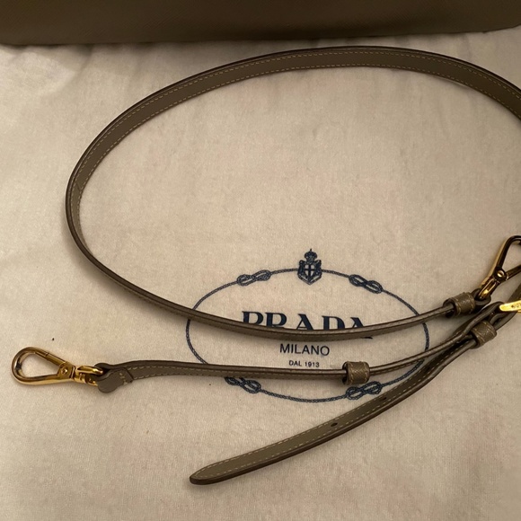 PRADA SAFFIANO LUX DOUBLE ZIP HANDBAG (ARGUILLA) - Picture 16 of 16